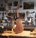 naffory-guitar-nr25-back-2.webp
