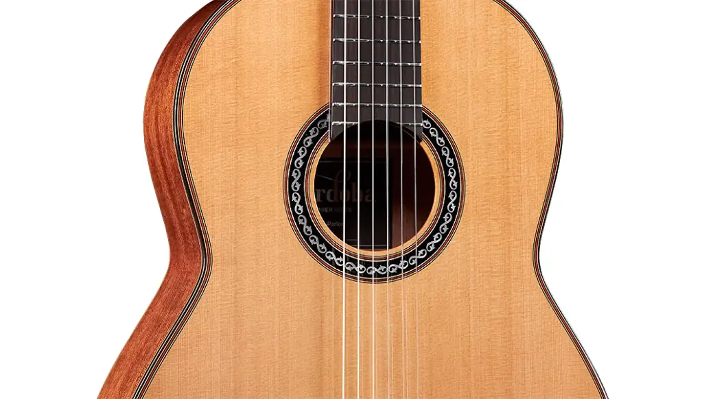 GUCLCOR-05274_Product Photo_C9 Parlor_Front Closeup-1755x998.webp